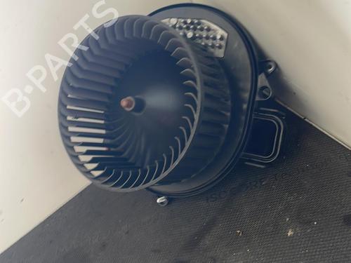 Heater blower motor BMW 4 Convertible (F33, F83) 420 d | BP26417052M62 