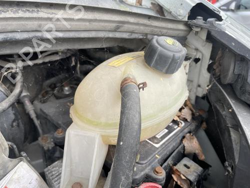 Used Expansion tank OPEL MOVANO B Van (X62) 2.3 CDTI FWD (FV) (136 hp) 26420158