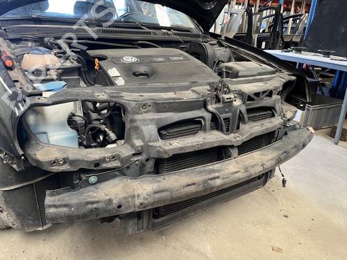 Used Front bumper reinforcement Front bumper reinforcement 36784158 36784158