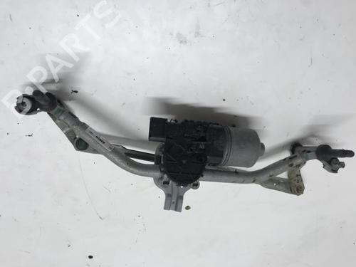 Used Front wiper motor CITROËN C3 III (SX) 1.2 THP 110 (SXHNPS, SXHNZT, SXHNZ6) (110 hp) 26428297