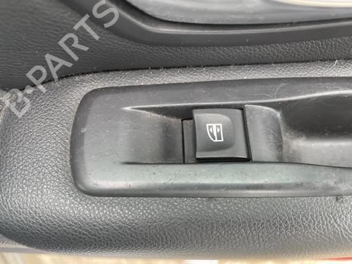 right-rear-window-switch-renault-laguna-iii-bt01-2007-2008-2009-2010-2011-2012-2013-2014-2015-36521107 main image