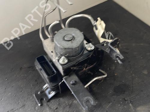 Used ABS pump ABS pump RENAULT ZOE (BFM_) ZOE (88 hp) 26427827 26427827