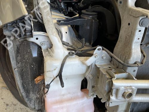 Used Windscreen washer tank Windscreen washer tank OPEL AGILA B (H08) 1.0 (F68) (65 hp) 33474988 33474988