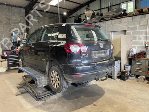 Left tailgate light VW GOLF PLUS V (5M1, 521) 1.9 TDI | BP26427082C79 