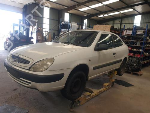 Left headlight CITROËN XSARA Coupe (N0) 1.9 D | BP26421653C28 