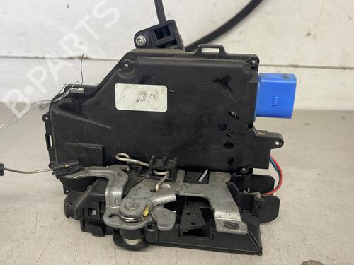 Rear right lock VW TOURAN (1T3) 2.0 TDI | BP26418537C99 