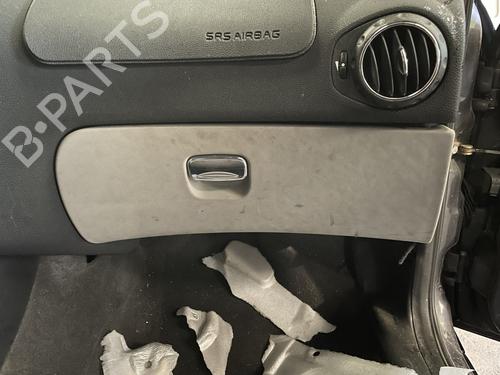 Used Glove box Glove box ALFA ROMEO 147 (937_) 1.9 JTD (937.AXD1A, 937.BXD1A, 937.AXV1A, 937.BXB1A,... (115 hp) 30872218 30872218