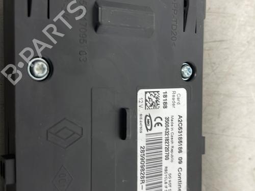 Used Card reader Card reader RENAULT ZOE (BFM_) ZOE (88 hp) 26418556 26418556