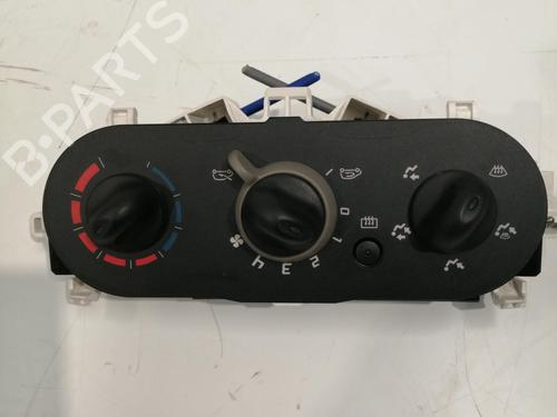 Used Climate control RENAULT TWINGO II (CN0_) 1.5 dCi (CN0E) (64 hp) 26422725