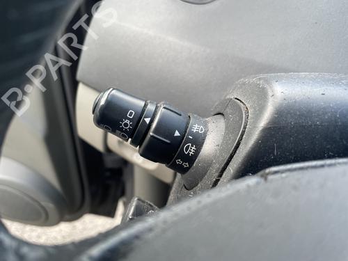 Used Switch Switch RENAULT SCÉNIC II (JM0/1_) 1.9 dCi (JM0G, JM12, JM1G, JM2C) (120 hp) 31583904 31583904