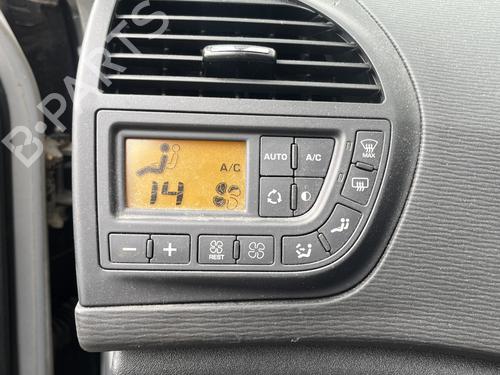 Used Climate control Climate control 36653232 36653232