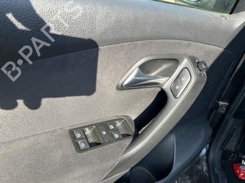 Used Mirror switch Mirror switch 37656565 37656565