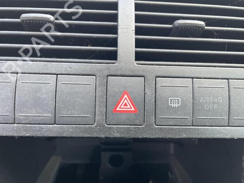 Warning Warning VW POLO IV (9N_, 9A_) 1.2 12V (64 hp) 36315442 36315442