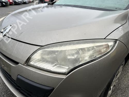 Used Left headlight RENAULT MEGANE III Grandtour (KZ0/1) 1.5 dCi (KZ09, KZ0D, KZ1G, KZ29, KZ14, KZ1W, KZ10, KZ1F,... (110 hp) 32078726