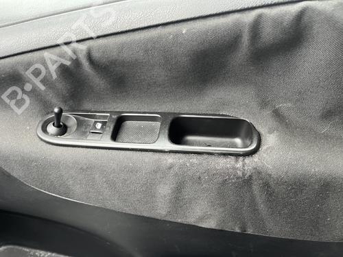 Used Right front window switch Right front window switch 39239096 39239096