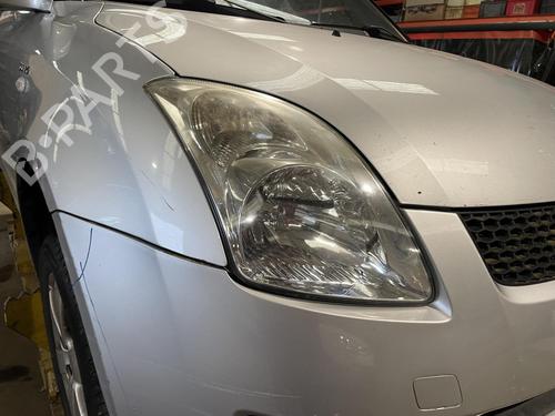 Right headlight SUZUKI SWIFT III (MZ, EZ) 1.3 DDiS (RS413D) | BP26426818C29