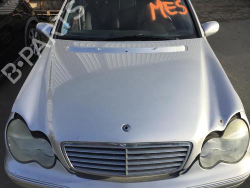 Motorhjelm MERCEDES-BENZ C-CLASS (W203) C 220 CDI (203.006) (136 hp) 30307577