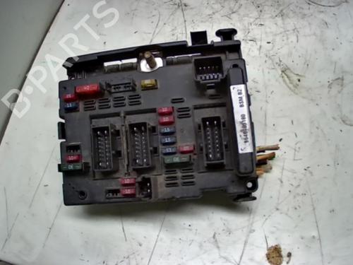 Zekeringkast PEUGEOT 307 Break (3E) 2.0 HDI 110 (107 hp) 26422766