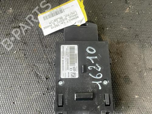 Used Card reader Card reader RENAULT GRAND SCÉNIC III (JZ0/1_) 1.9 dCi (JZ0J, JZ0N, JZ1K, JZ1S) (131 hp) 26427705 26427705