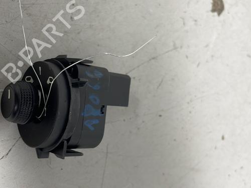 mirror-switch-citroen-c4-cactus-2014-30083047 main image