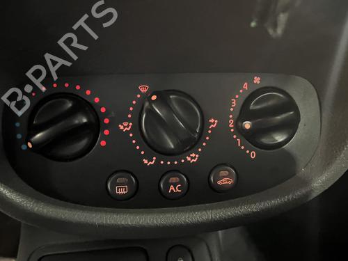 Used Climate control RENAULT CLIO II (BB_, CB_) 1.9 dTi (B/CB0U) (80 hp) 30883129