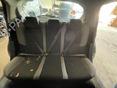 Used Rear right seatbelt Rear right seatbelt PEUGEOT 207 (WA_, WC_) 1.4 HDi (68 hp) 33015047 33015047