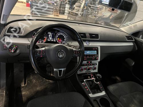 Instrumentbræt VW PASSAT B7 Variant (365) 1.6 TDI | BP31322525C46 - Image 30