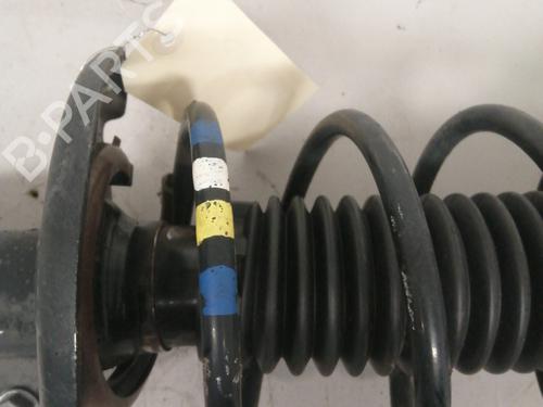 Used Right front shock absorber Right front shock absorber CITROËN C3 II (SC_) 1.0 VTi 68 (68 hp) 26413661 26413661