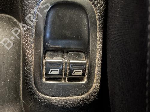Used Switch Switch PEUGEOT 206 Hatchback (2A/C) 1.4 HDi eco 70 (68 hp) 32854296 32854296