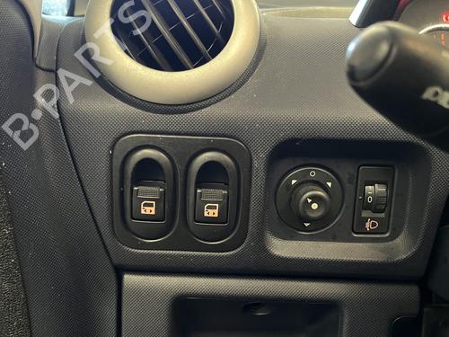 mirror-switch-peugeot-1007-km_-2005-36099314 main image