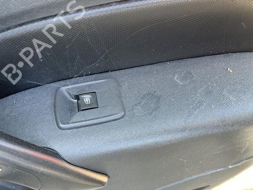 Used Right front window switch Right front window switch 37633966 37633966