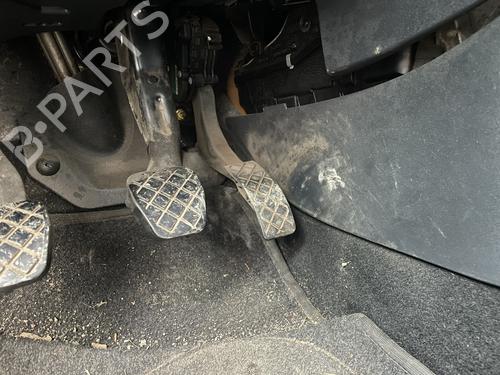 Used Pedal SEAT IBIZA III (6L1) 1.4 16V (75 hp) 30888411