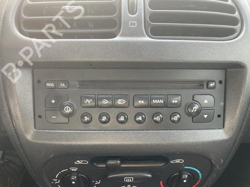 Used Radio Radio 38238103 38238103