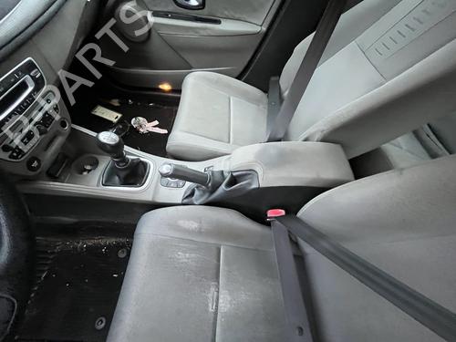 Console central RENAULT MEGANE III Grandtour (KZ0/1) 1.5 dCi (KZ09, KZ0D, KZ1G, KZ29, KZ14, KZ1W, KZ10, KZ1F,... (110 hp) 32093932