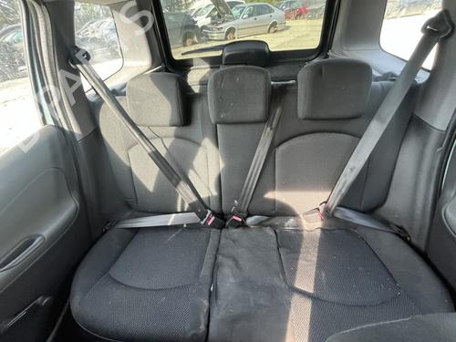 seat-buckle-peugeot-206-sw-2ek-2002-38516223 main image