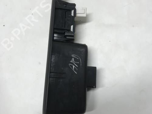 right-rear-window-switch-citroen-c3-iii-sx-2016-26422739 main image