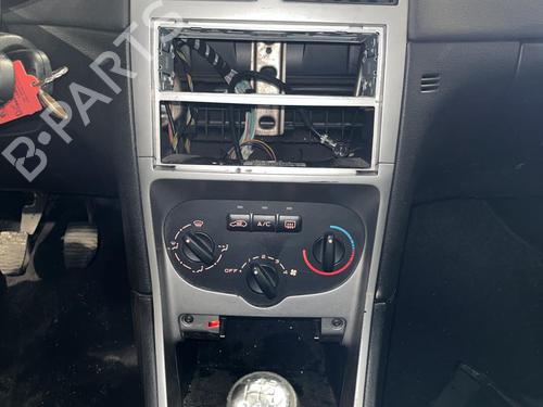 BP30888358I22 main image