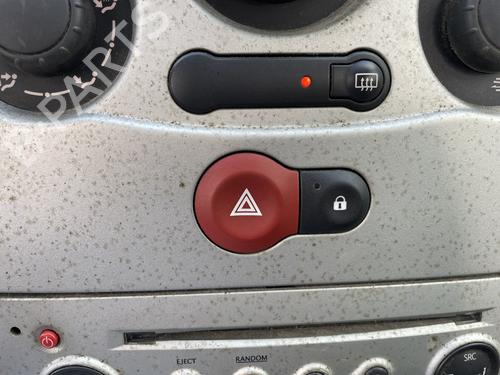 Used Warning switch RENAULT MODUS / GRAND MODUS (F/JP0_) 1.4 (JP01, JP0J) (98 hp) 33180875