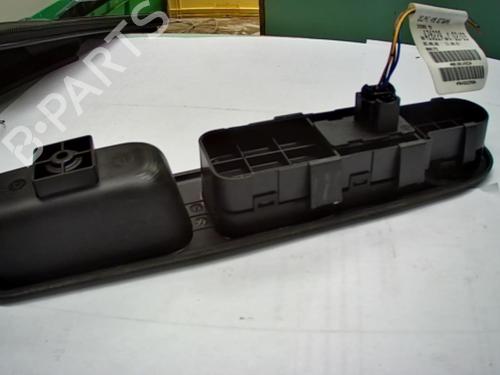 Used Right front window switch Right front window switch PEUGEOT 307 SW (3H) [2002-2009] 26417474 26417474