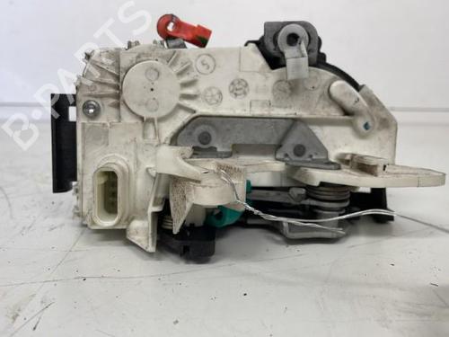 Used Front left lock CHRYSLER GRAND VOYAGER V (RT) 2.8 CRD (163 hp) 26427227