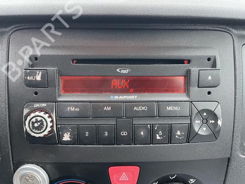 Used Radio FIAT IDEA (350_) 1.3 D Multijet (70 hp) 31858252