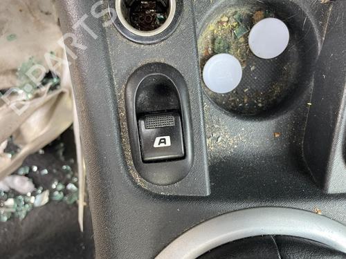 Used Left front window switch Left front window switch 38531790 38531790