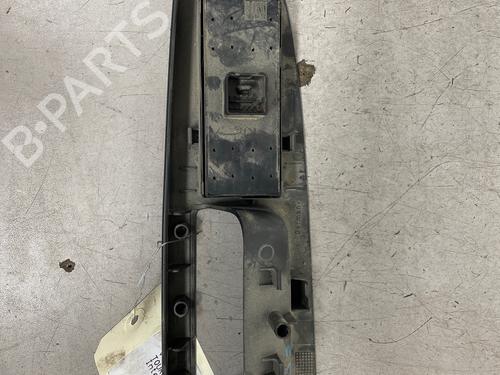 Left front window switch VW TOURAN (1T1, 1T2) 1.9 TDI | BP29465906I27 - Image 3