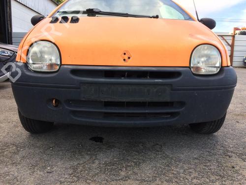 Used Front bumper RENAULT TWINGO I (C06_) 1.2 (C066, C068) (58 hp) 29116559