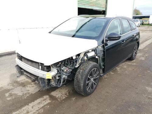 Left front indicator PEUGEOT 308 SW II (LC_, LJ_, LR_, LX_, L4_) 2.0 BlueHDi 150 | BP26422825C32 