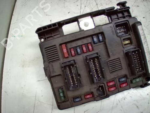 Used Fuse box CITROËN C5 I (DC_) 2.0 HDi (DCRHZB, DCRHZE) (109 hp) 26422772