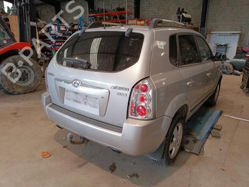 Left headlight HYUNDAI TUCSON (JM) 2.0 CRDi | BP26416157C28