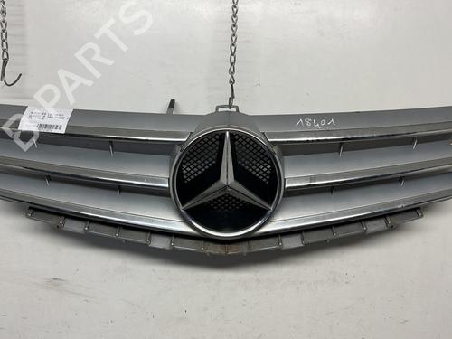 Grill MERCEDES-BENZ A-CLASS (W169) A 180 CDI (169.007, 169.307) (109 hp) 32339553