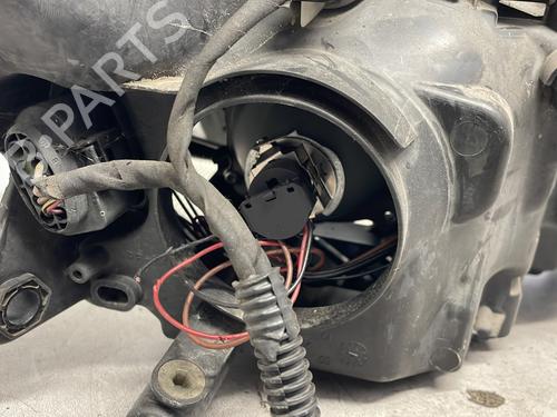 Venstre forlygte Venstre forlygte SKODA FABIA II (542) 1.2 TDI (75 hp) 33961395 33961395