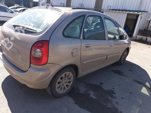 Right headlight CITROËN XSARA PICASSO (N68) 1.8 16V | BP26421877C29